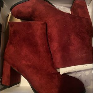 Windsor Burgundy boots (new)